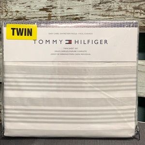 Tommy Hilfiger Easy Care Twin Sheet Set